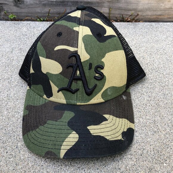 FAN FAVORITE Oakland A's Trucker Hat Men's Snapback Cap Camp Athletics MLB - Picture 1 of 7